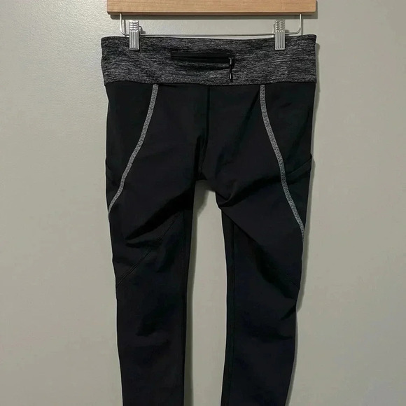 Lululemon  Pace Rival Crop 22" Black Grey - Picture 7 of 16